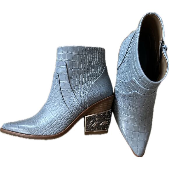 Gianni Bini Eviee Croc-Embossed Ankle Boots – Thunder Blue – Size 6M - Picture 2 of 10